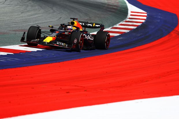 Verstappen y Red Bull aplastaron en Austria